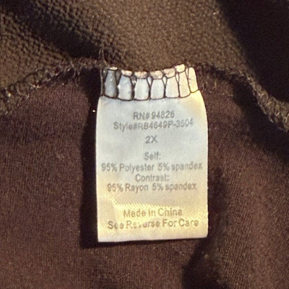 Tempted Hearts V Neck Popover Blouse with Front Zipper- Womens Size 2X - Picture 6 of 7